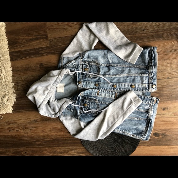 Sold - Picture 2 of 4